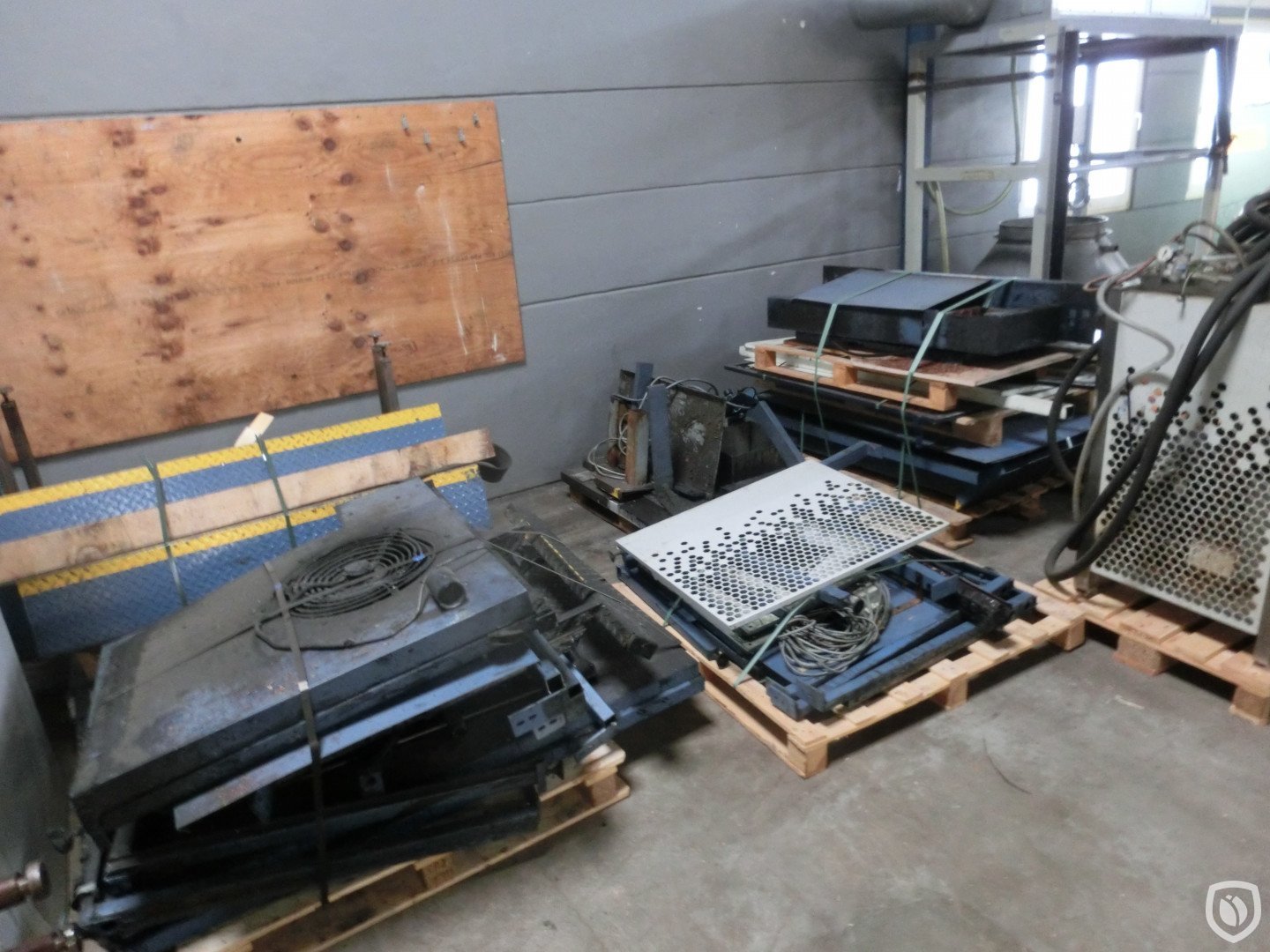 KBA METALSTAR type 1 printing presses 4C