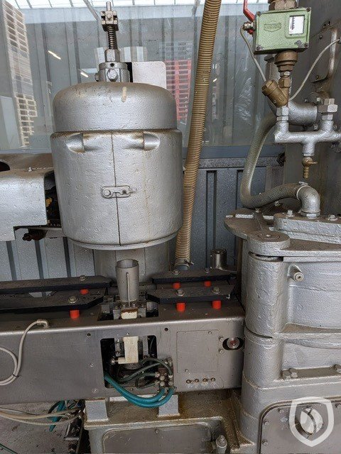 Clemens und Vogl VAU 582